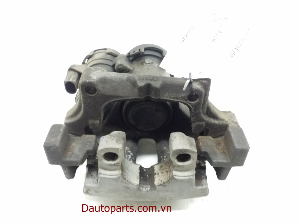 Nhà sản xuất: Phụ tùng ô tô Mercedes
♦ Chính sách bán hàng đặc biệt của Dautoparts ♦
- Bảo hành 24 tháng (miễn phí cước đổi trả )

- Giao hàng miễn phí nội thành Hà Nội

- Đảm bảo giá tốt nhất thị trường 

- Cam kết đúng chất lượng và chủng loại sản phẩm

- Hoàn trả 100% nếu hàng không đúng yêu cầu

- Tư vấn tận tâm, luôn lấy quyền lợi khách hàng làm trọng tâm