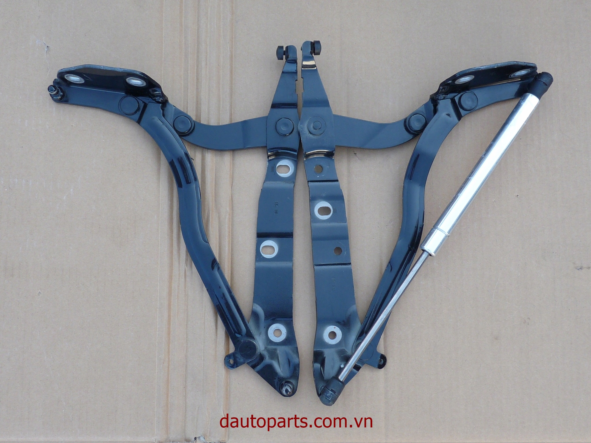 Nhà sản xuất: Phụ tùng ô tô Audi
♦ Chính sách bán hàng đặc biệt của Dautoparts ♦
- Bảo hành 24 tháng (miễn phí cước đổi trả )

- Giao hàng toàn quốc

- Đảm bảo giá tốt nhất thị trường 

- Cam kết đúng chất lượng và chủng loại sản phẩm

- Hoàn trả 100% nếu hàng không đúng yêu cầu

- Tư vấn tận tâm, luôn lấy quyền lợi khách hàng làm trọng tâm