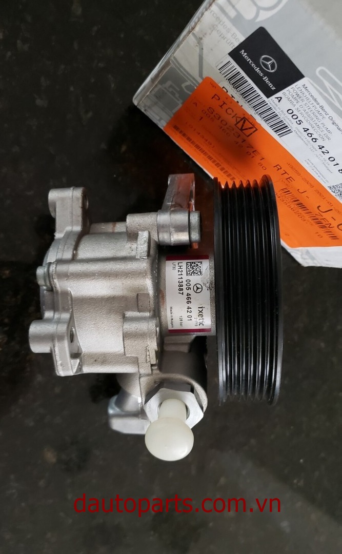 Nhà sản xuất: Phụ tùng ô tô MercedesChính sách đặc biệt của Dautoparts- Bảo Hành Dài Hạn Nhất- Cam Kết Đúng Chất Lượng Và Chủng Loại Sản Phẩm- Luôn Lấy Quyền Lợi Khách Hàng Làm Trọng Tâm- Có Gara Trực Thuộc Cty tại TpHCM - Hà Nội, Hỗ Trợ Lắp Đặt & Bảo Hành Cho Quý Khách 