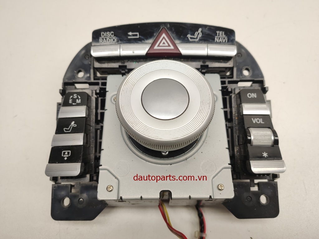 Nhà sản xuất: Phụ tùng ô tô Mercedes

 Chính sách đặc biệt của Dautoparts.com.vn

- Bảo Hành Dài Hạn Nhất

- Cam Kết Đúng Chất Lượng Và Chủng Loại Sản Phẩm

- Luôn Lấy Quyền Lợi Khách Hàng Làm Trọng Tâm

- Có Gara Trực Thuộc Cty tại TpHCM - Hà Nội, Hỗ Trợ Lắp Đặt & Bảo Hành Cho Quý Khách 