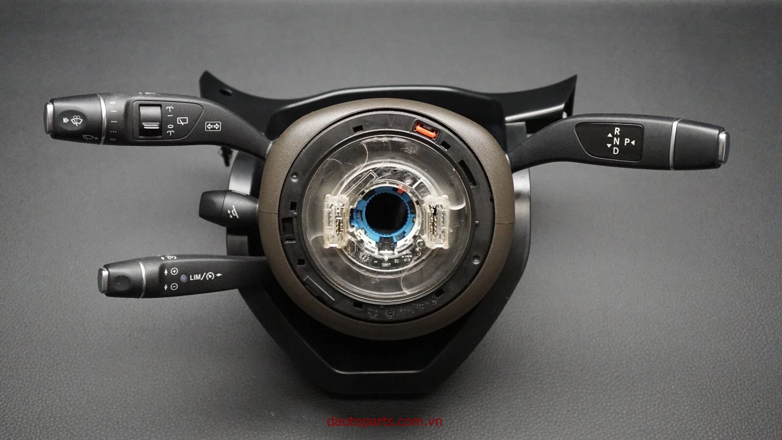 Nhà sản xuất: Phụ tùng ô tô Mercedes

 Chính sách đặc biệt của Dautoparts.com.vn

- Bảo Hành Dài Hạn Nhất

- Cam Kết Đúng Chất Lượng Và Chủng Loại Sản Phẩm

- Luôn Lấy Quyền Lợi Khách Hàng Làm Trọng Tâm

- Có Gara Trực Thuộc Cty tại TpHCM - Hà Nội, Hỗ Trợ Lắp Đặt & Bảo Hành Cho Quý Khách 