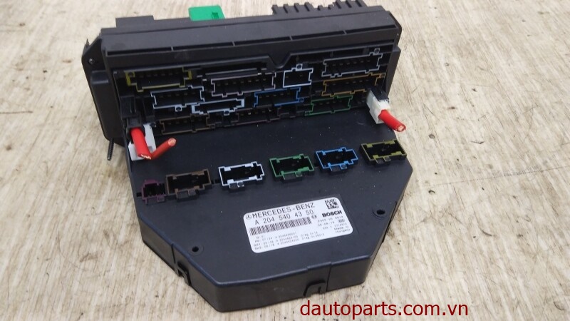 Nhà sản xuất: Phụ tùng ô tô Mercedes

 Chính sách đặc biệt của Dautoparts.com.vn

- Bảo Hành Dài Hạn Nhất

- Cam Kết Đúng Chất Lượng Và Chủng Loại Sản Phẩm

- Luôn Lấy Quyền Lợi Khách Hàng Làm Trọng Tâm

- Có Gara Trực Thuộc Cty tại TpHCM - Hà Nội, Hỗ Trợ Lắp Đặt & Bảo Hành Cho Quý Khách 