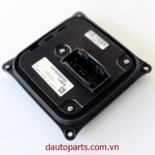 Nhà sản xuất: Phụ tùng ô tô Mercedes

 Chính sách đặc biệt của Dautoparts.com.vn

- Bảo Hành Dài Hạn Nhất

- Cam Kết Đúng Chất Lượng Và Chủng Loại Sản Phẩm

- Luôn Lấy Quyền Lợi Khách Hàng Làm Trọng Tâm

- Có Gara Trực Thuộc Cty tại TpHCM - Hà Nội, Hỗ Trợ Lắp Đặt & Bảo Hành Cho Quý Khách 