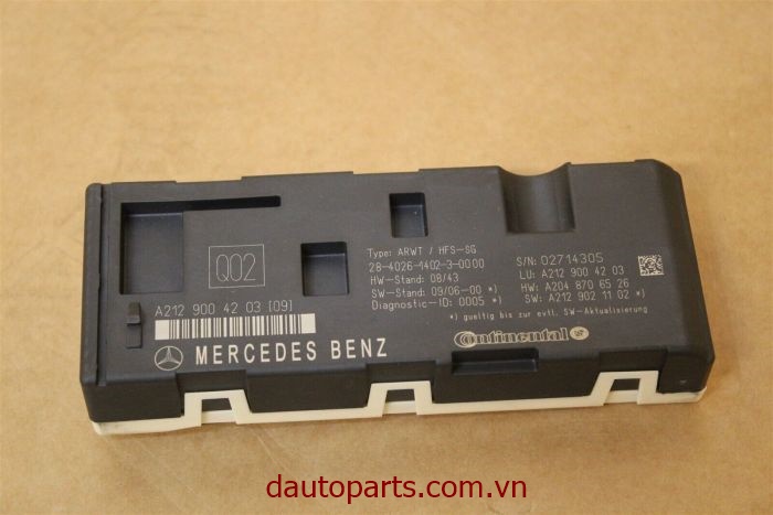 Nhà sản xuất: Phụ tùng ô tô Mercedes

 Chính sách đặc biệt của Dautoparts.com.vn

- Bảo Hành Dài Hạn Nhất

- Cam Kết Đúng Chất Lượng Và Chủng Loại Sản Phẩm

- Luôn Lấy Quyền Lợi Khách Hàng Làm Trọng Tâm

- Có Gara Trực Thuộc Cty tại TpHCM - Hà Nội, Hỗ Trợ Lắp Đặt & Bảo Hành Cho Quý Khách 