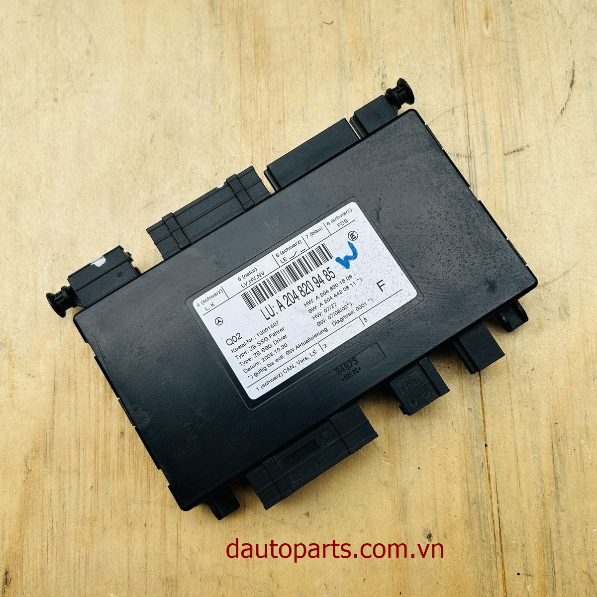 Nhà sản xuất: Phụ tùng ô tô Mercedes

 Chính sách đặc biệt của Dautoparts.com.vn

- Bảo Hành Dài Hạn Nhất

- Cam Kết Đúng Chất Lượng Và Chủng Loại Sản Phẩm

- Luôn Lấy Quyền Lợi Khách Hàng Làm Trọng Tâm

- Có Gara Trực Thuộc Cty tại TpHCM - Hà Nội, Hỗ Trợ Lắp Đặt & Bảo Hành Cho Quý Khách 